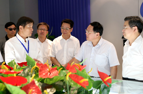 李强省长来合兴考察